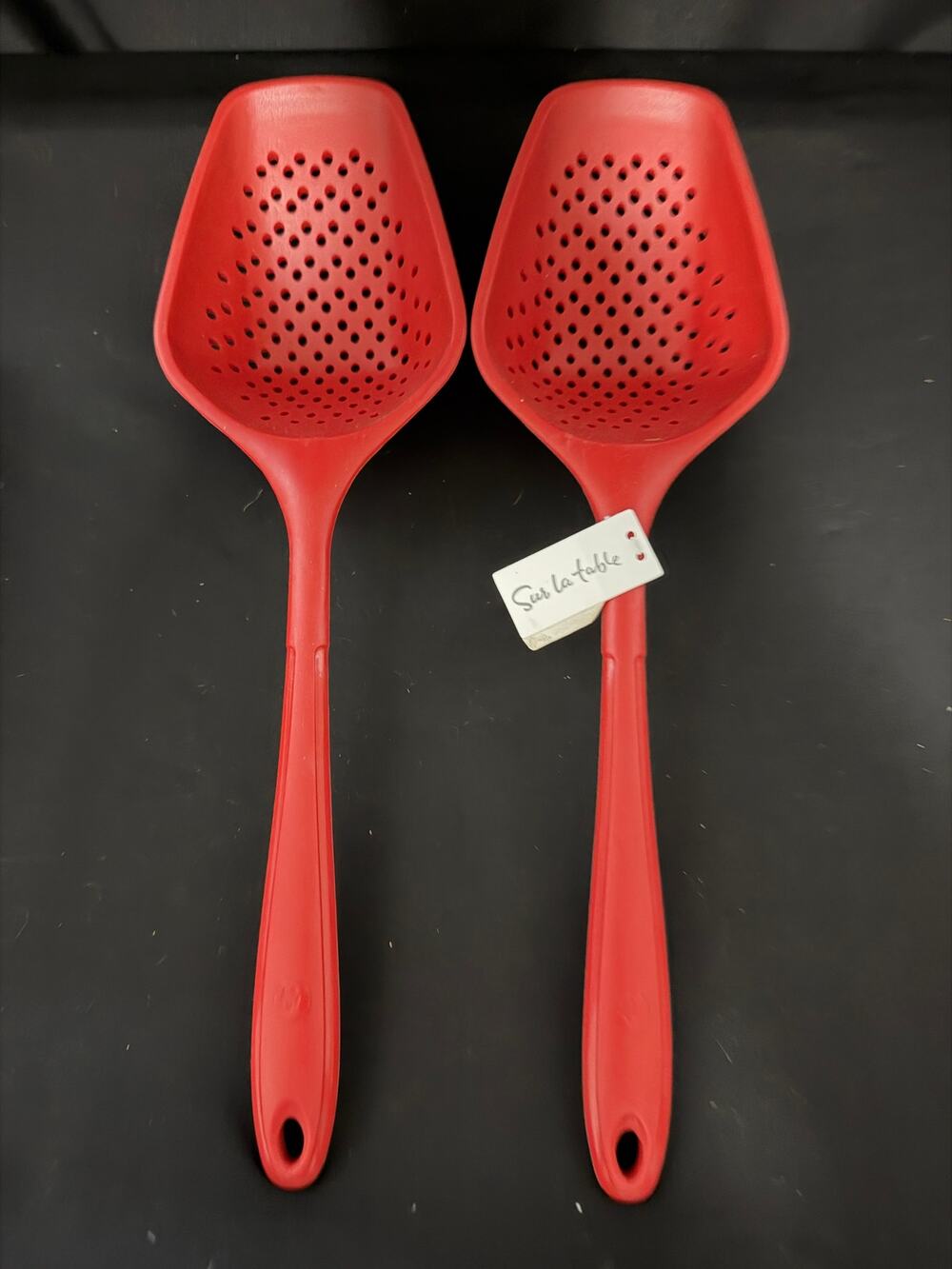 Sur La Table Red Silicone Scoop Colander Spoon Strainer Set of 2 NWT NWOT 14"